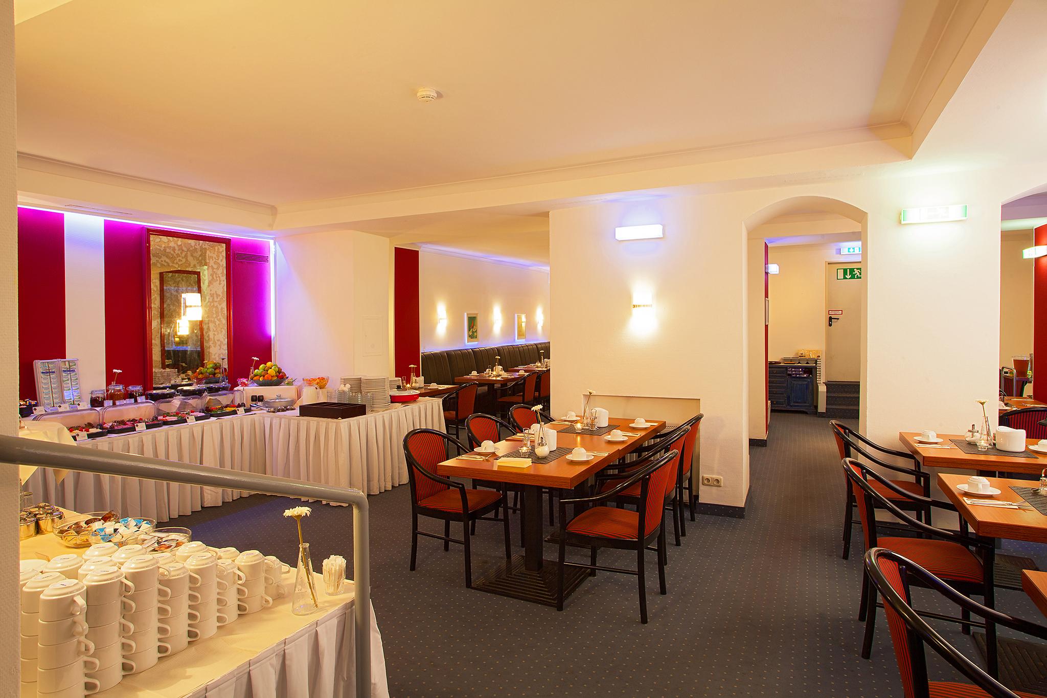 קלן Ina Hotel Royal מראה חיצוני תמונה